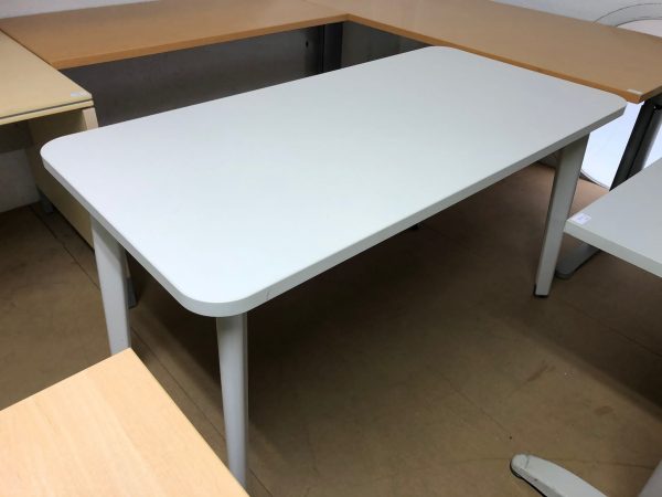 mesa-blanca-rectangular-oficina-segunda-mano