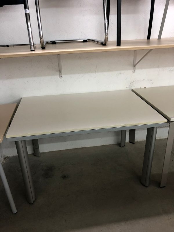 mesa-rectangular-blanco-oficina-segunda-mano