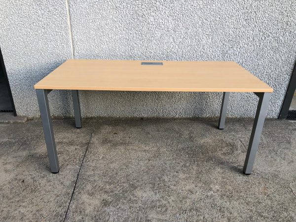 mesa-segunda-mano-steelcase-rectangular-oficina-barcelona