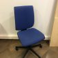 silla-regulable-oficina-azul-segunda-mano