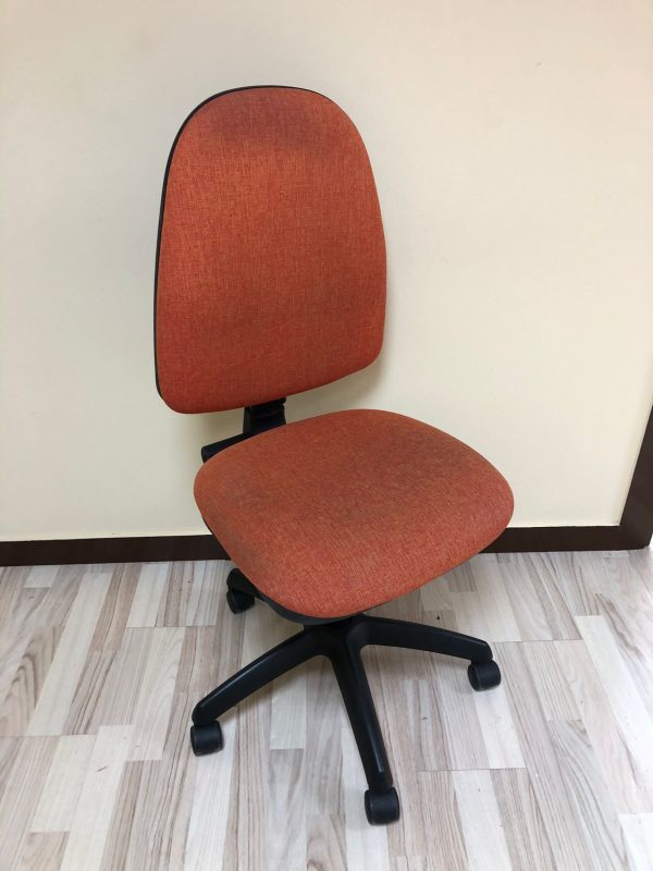 silla-ruedas-oficina-segunda-mano-naranja