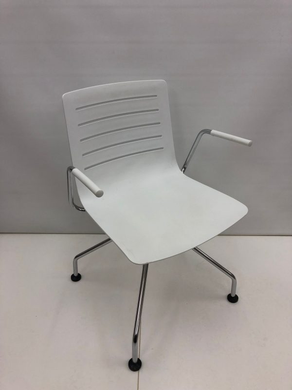 silla-blanca-segunda-mano-barcelona-oficina