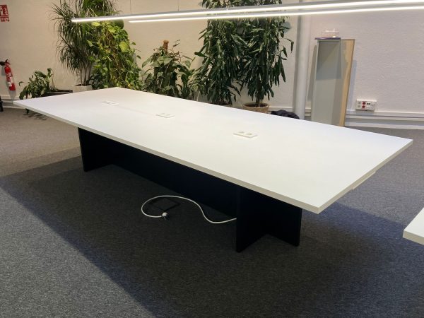 mesa-rectangular-reuniones-oficina-segunda-mano