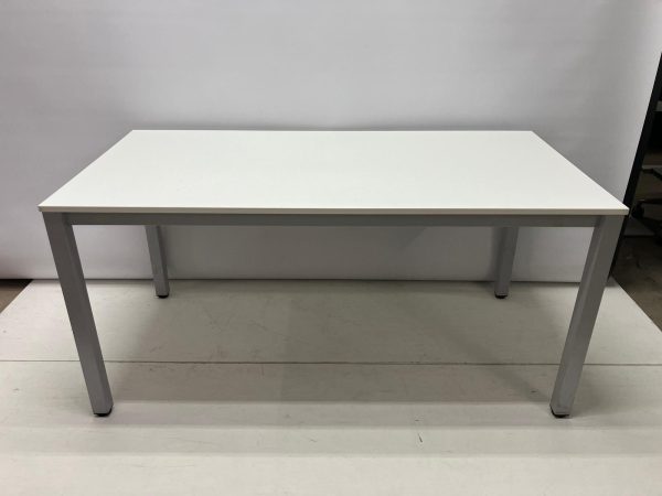 mesa-rectangular-blanca-oficina-barcelona