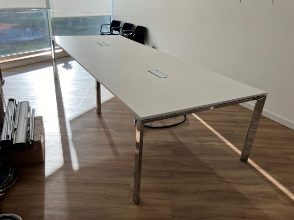 mesa-blanca-reuniones-oficina-ofirprix-segunda-mano-barcelona